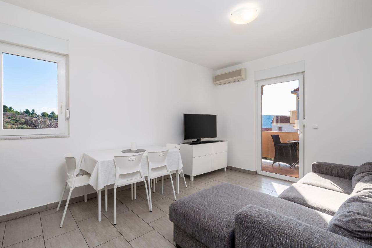 Apartment Tonka Barbat na Rabu Exterior foto